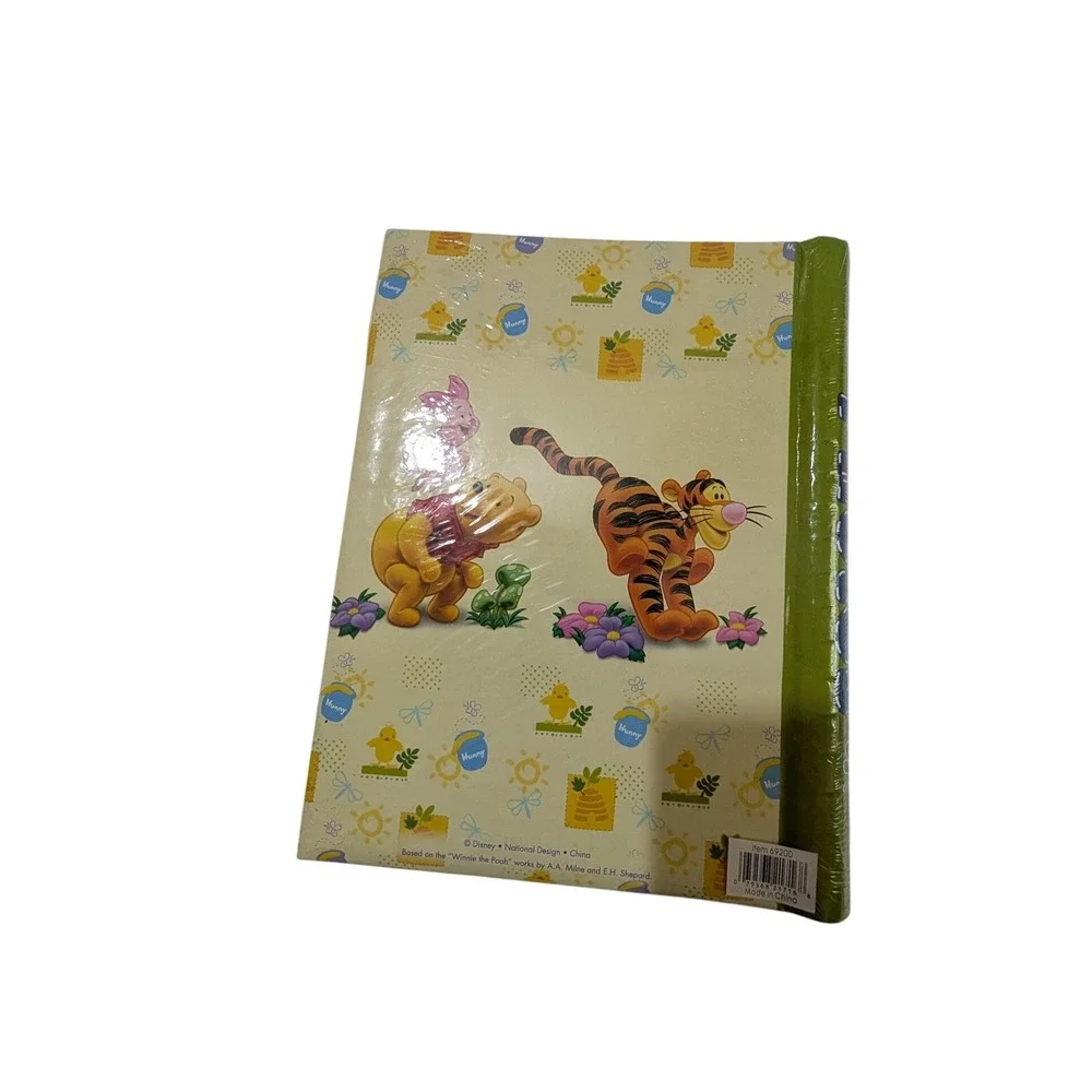 Disney Winnie the Pooh Fun with Pooh Photo Album Holds 32 4x6 Photos New Sealed